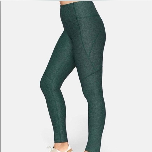 Outdoor Voices Pants - Outdoor Voices Warmup Compression Leggings 7/8 | Green | Size Medium | High Rise